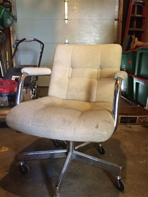 $250 (Omaha) $90. . Craigslist desk chair